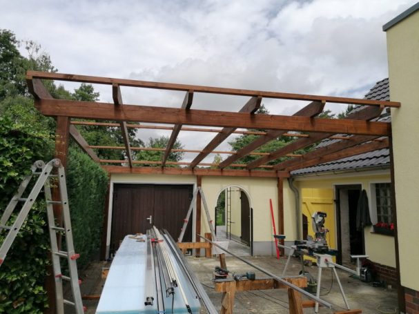 Holzkonstruktion Überdachung - Holzkonstruktion