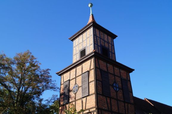 Spätromanische Kirche in Bergwitz